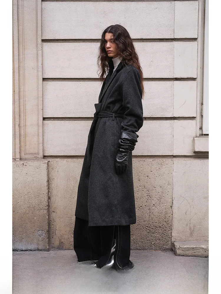 

Faionable Winter Woolen Coat Women's Belted Warm H&M Outerwear Long Sve Regular Sve Length Long Coat for Ladies