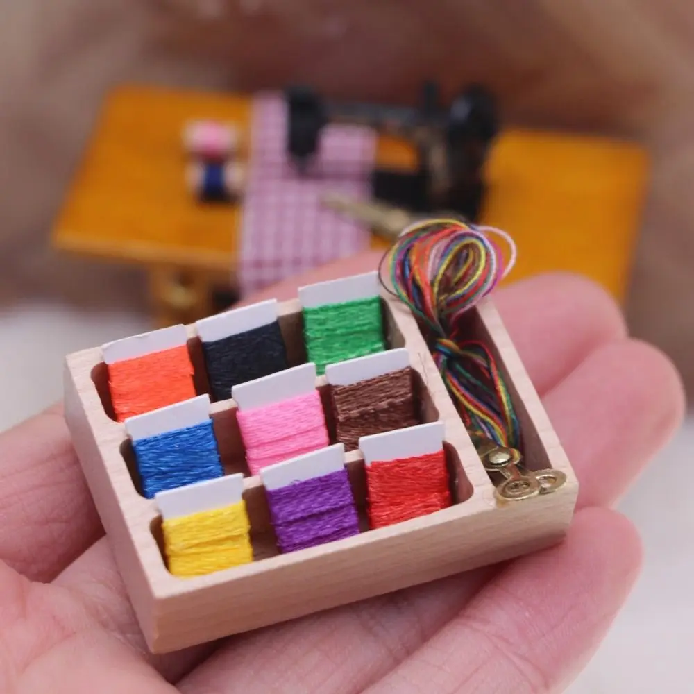 

Wood Miniature Wooden Sewing Box Artificial Pretend Simulation Sewing Model Toy 1:12 Craft Mini Sewing Box Model