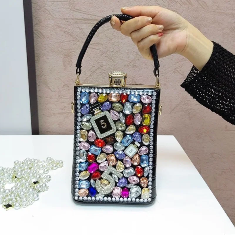 

Luxury clip bag new diamond-encrusted women's bag one shoulder cute color diamond delicate lady small bag