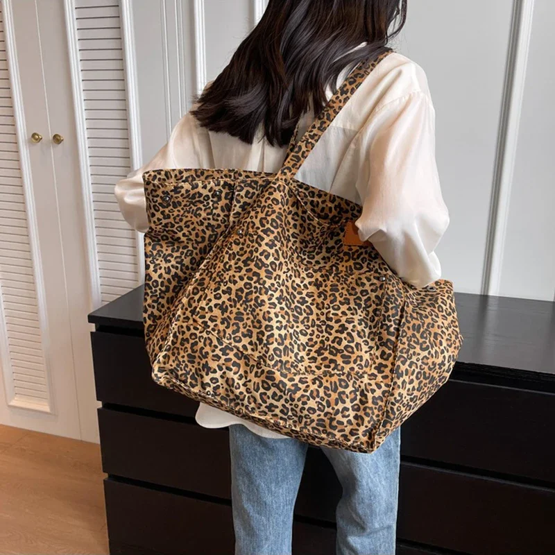 

Leopard Pattern Tote Bag Vintage Canvas Shoulder Bag Fashion Big Capacity Handbag For School Work Shopping