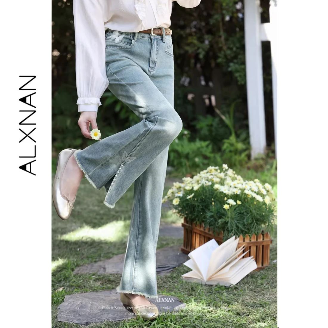 

ALXNAN Vintage Flared Jeans Women 2026 Blue Butterfly Embroidery Slit Beaded Frayed Hem Design Straight Denim Pants L61827-1