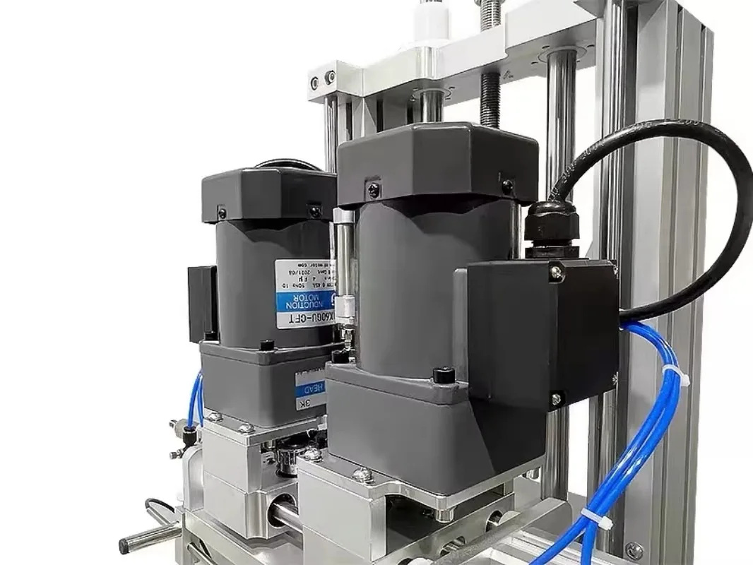 High Quality Automatic Glass Bottle Filling Capping and Labeling Integrated Machine
