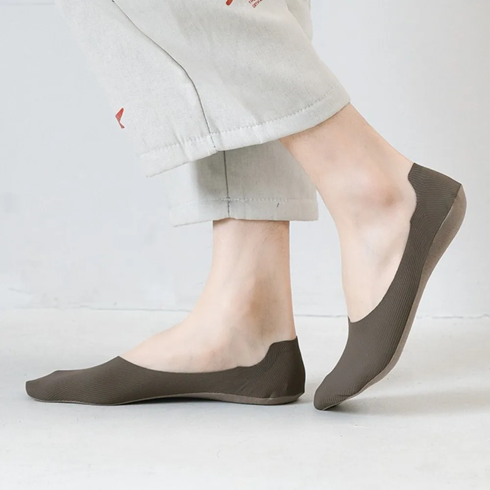 Kaus kaki Anti selip untuk pria, kaus kaki perahu nyaman Anti selip, kaus kaki tidak terlihat berbentuk tabung rendah untuk musim panas