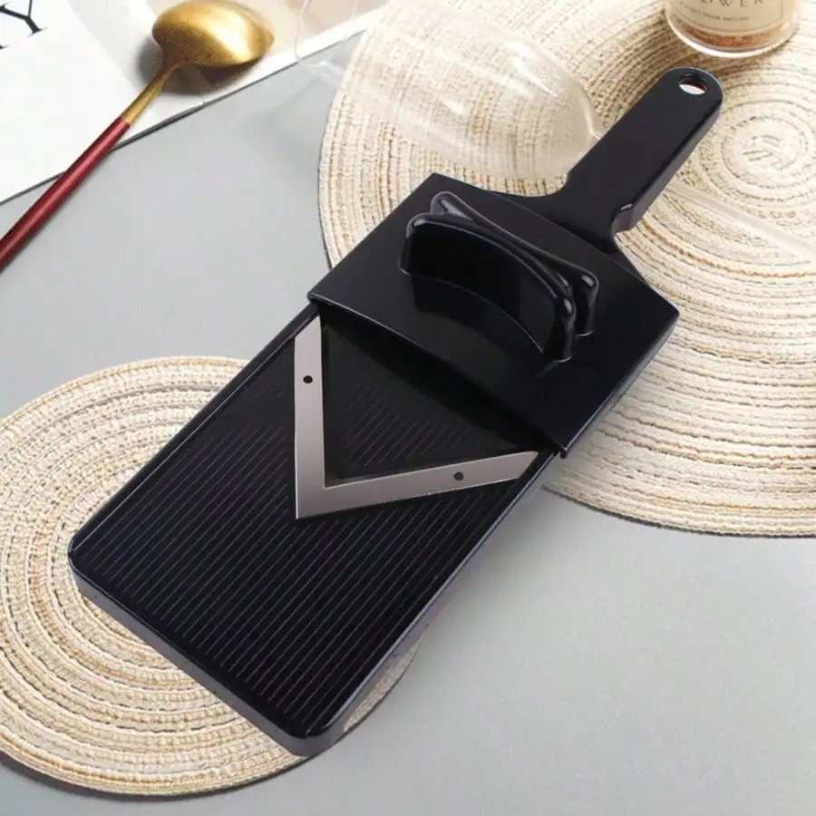 Efficient Multi-Purpose Vegetable Shredder & Cabbage Grater - Durable Plastic Kitchen Tool With Sharp Blades For Salads