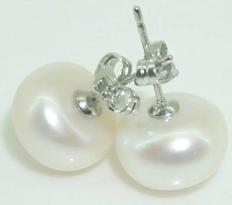 

Freshwater white Cultured Pearl 11-12mm stud Earrings 925 St.Silver