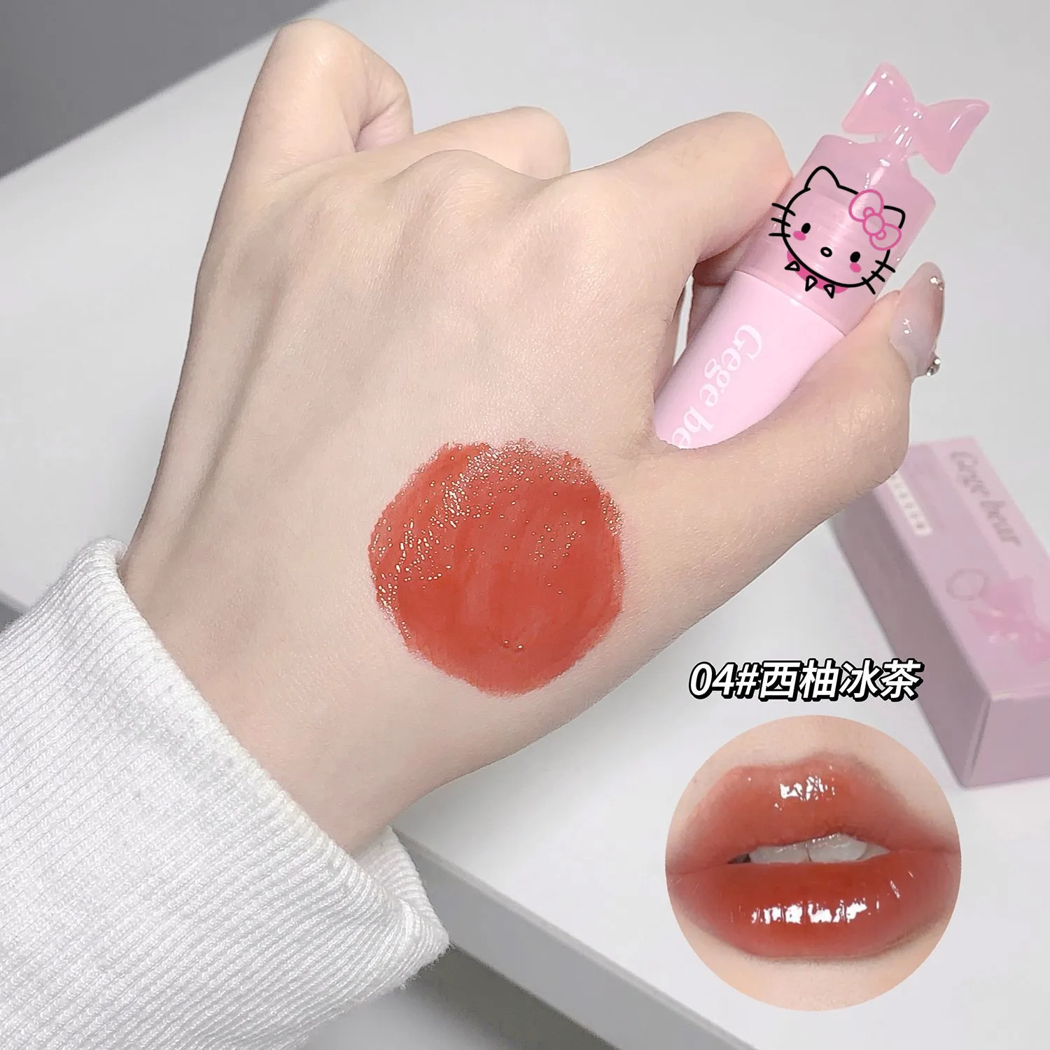 Water Light Hello Kitty Lip Gloss Exquisite Portable Moisturize Waterproof Mirror Non Stick Cup Student Cosmetic Daily Necessity