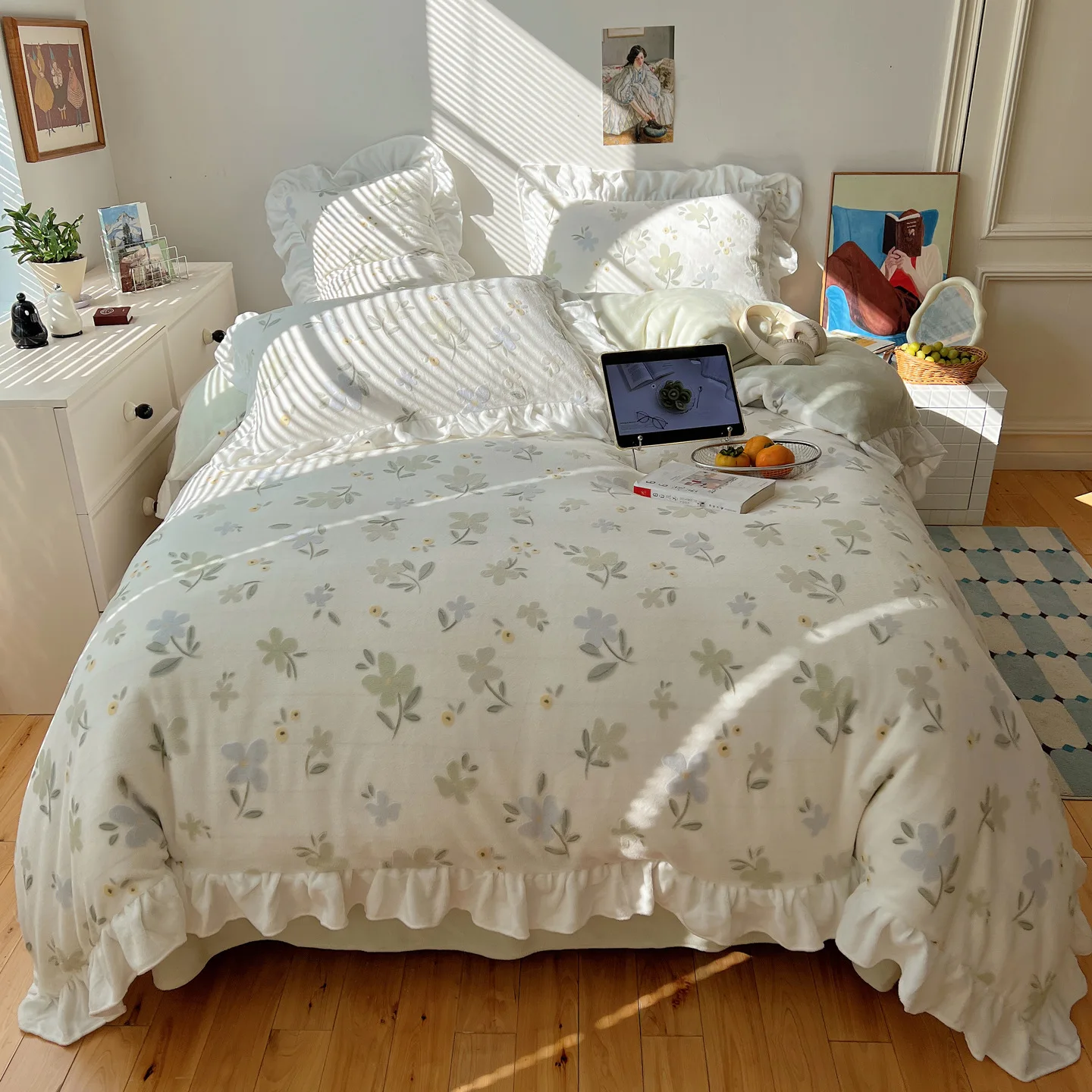 

180*200cm Thermal Embroidery A-Class Flannel Bed Sheet Set Heavyweight Winter Warm Duvet Cover Four-Piece Collection Bedding Bag