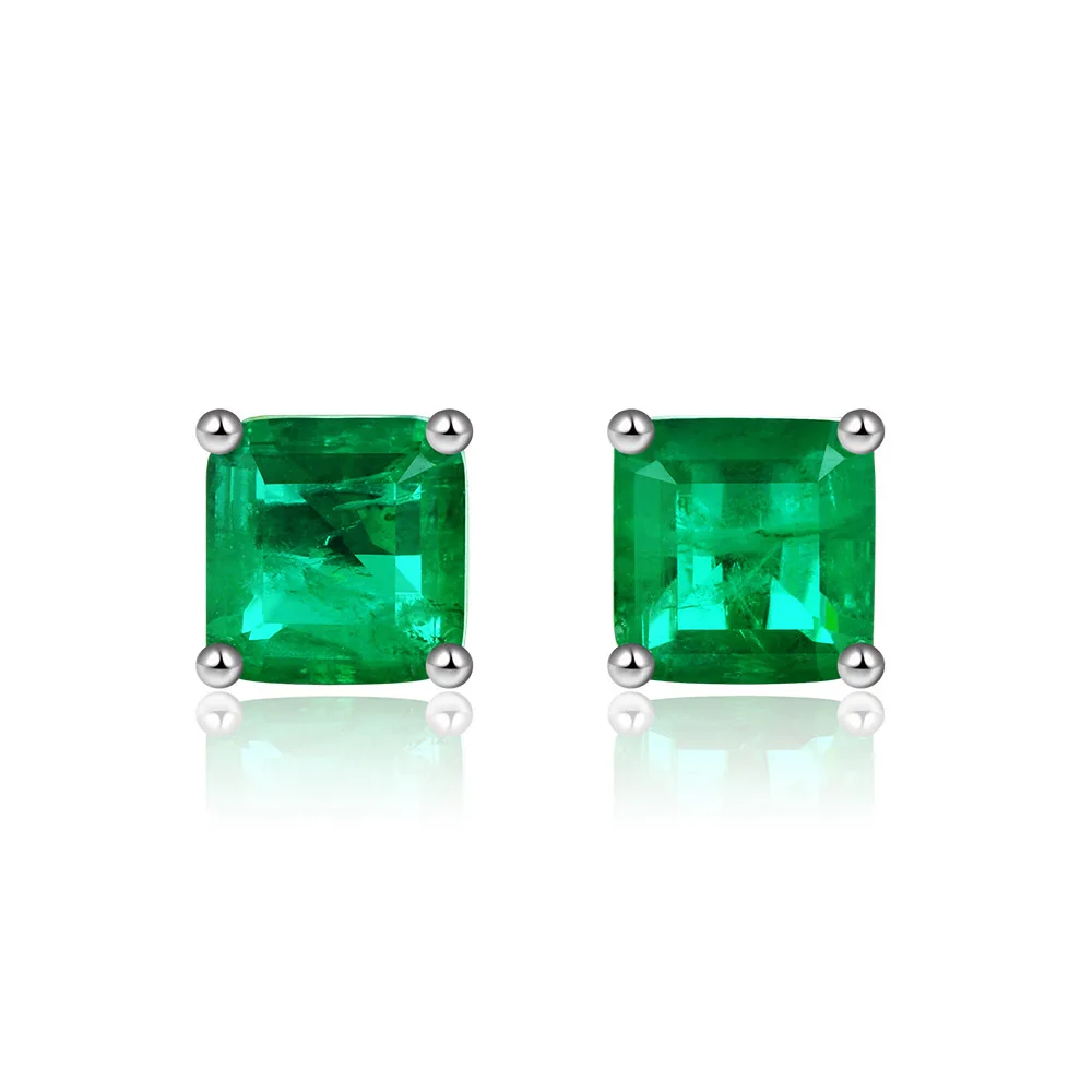 

New S925 Silver Hot Selling Four Claw Green 2-carat Pagoda 7 * 7 Zircon Earrings for Men and Women Versatile Wedding Jewelry