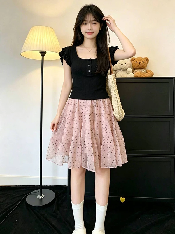 

Trendy A-Line Skirt Set with Mesh Cake Design And Hip Concealing Features for Women Spring Summer Fashion