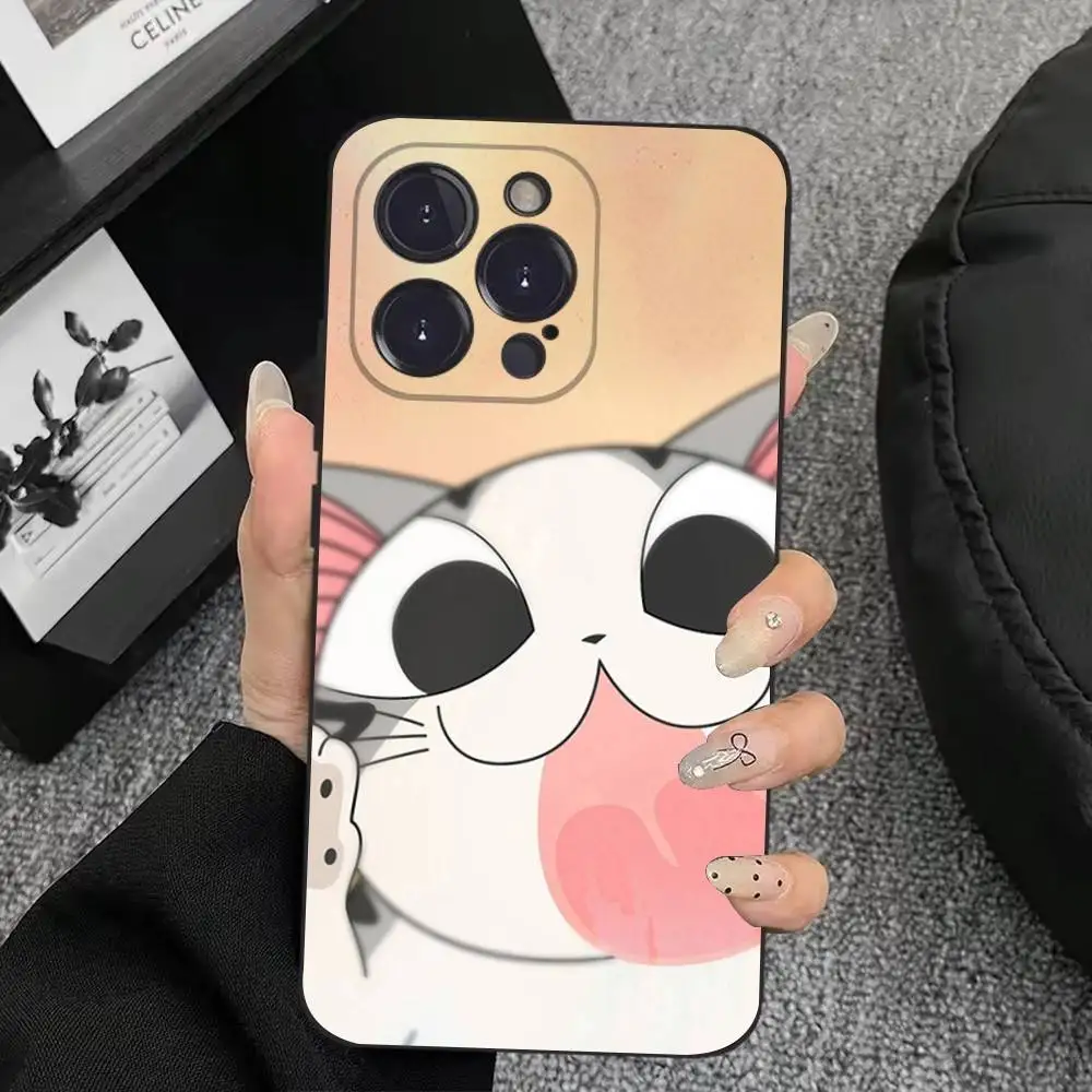 Funda de teléfono Chi Cat Sweet Home para iPhone 17,16,15,14,13,12,11,Plus,Pro Max,XS,XR,SE,Mini,8,7, funda negra de silicona suave
