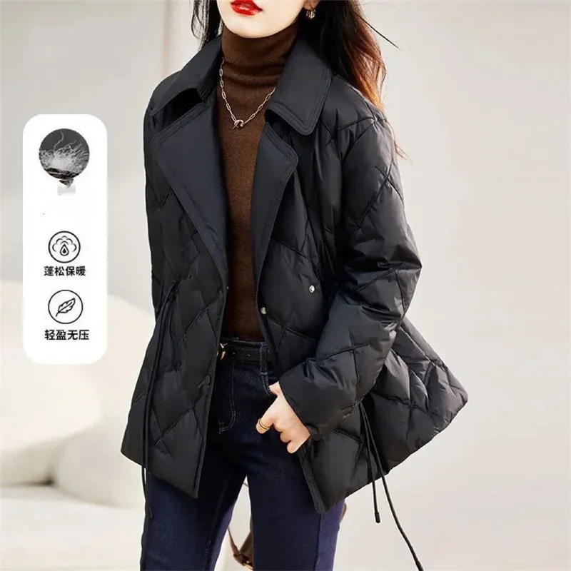 Pop Pop Suit Collar Light And Thin Down Cotton Jacket Women's Short Fitting 2025 New Popular Fashion Quilted Winter Jacker Padde