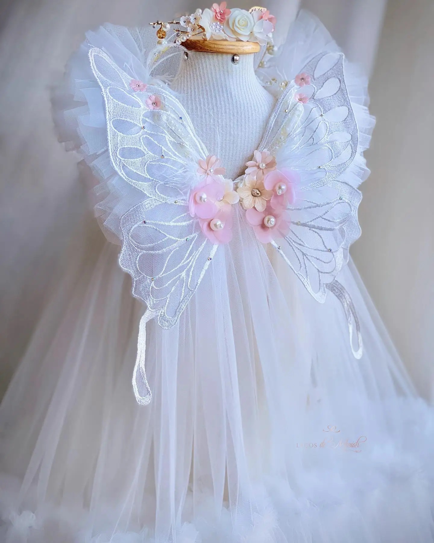 White Flower Girls Dresses For Weddings Customized Butterfly Birthday Party Children Tulle Dress Girl Pageant Gowns