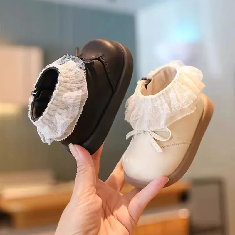 

Ботильоны для маленьких девочек, милые детские модные повседневные короткие сапоги принцессы с рюшами, универсальные нескользящие детские кожаные ботинки