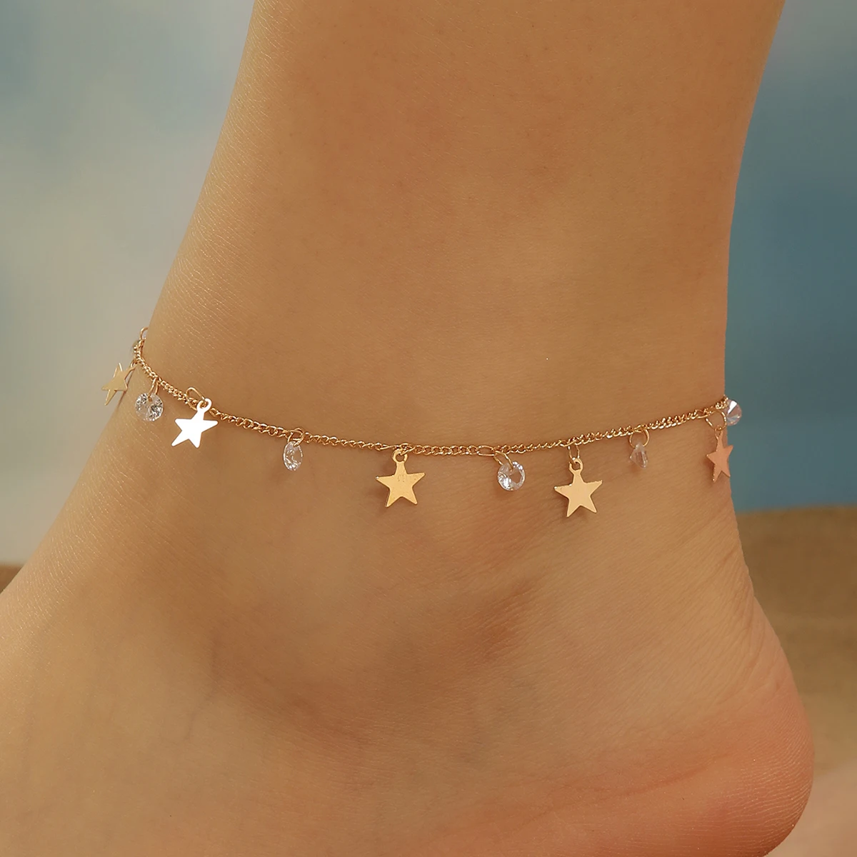 Kinitial exquisite and fashionable laser plated anklet, with a bright stone and five pointed star as an anniversary gift for her