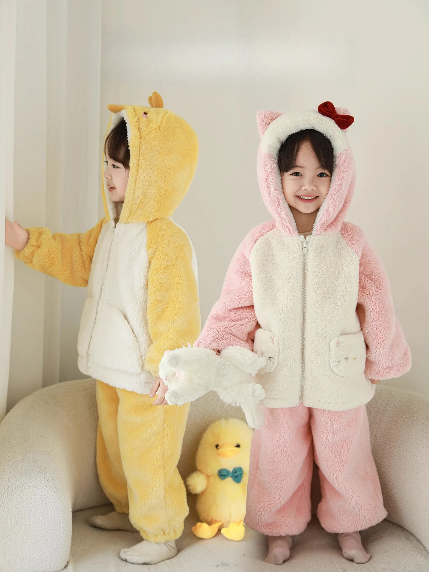 

New 2025 Winter Girls Hooded Double Fleece Thermal Pajama Set Warm Loungewear for 1-7 Years