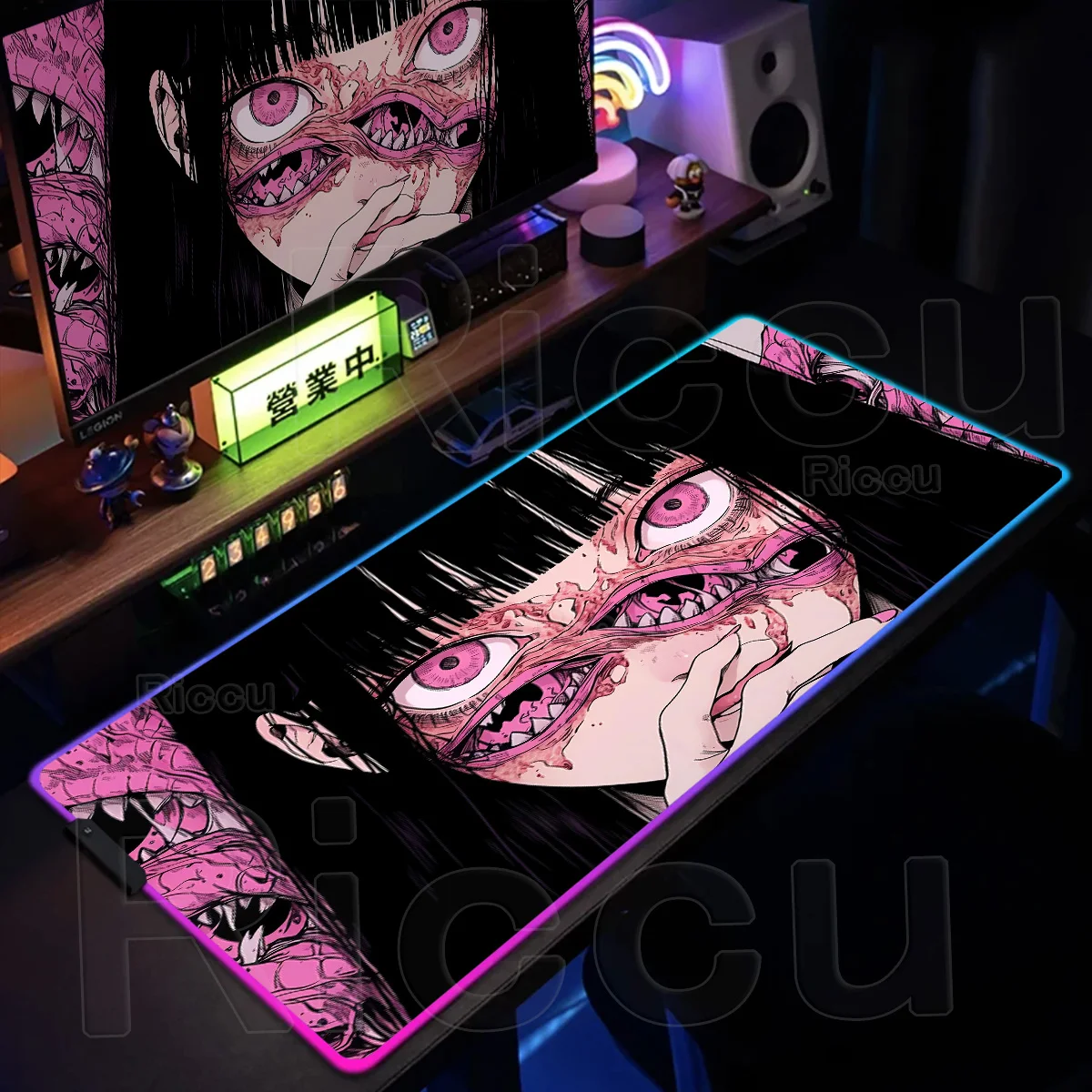 Большой RGB черно-белый коврик для мыши Junji Ito Anime Gamer, светящийся светодиодный большой противоскользящий коврик для мыши Tomie XXL, коллаж, коврик для мыши ужасов