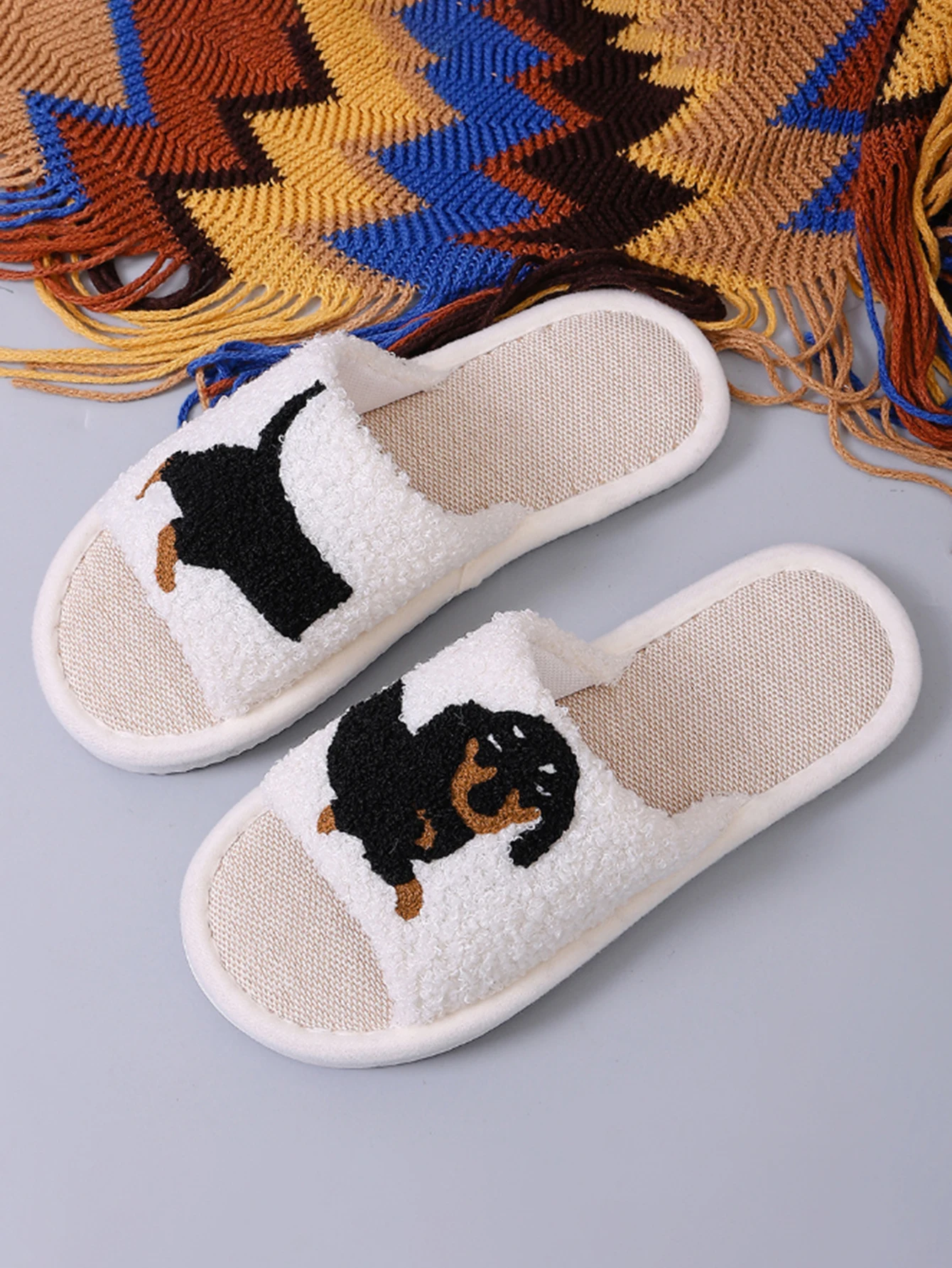 Pantuflas de Lino con Diseño de Perro Dachshund para Verano, Lindas Pantuflas Bordadas Transpirables Antideslizantes Unisex para el Hogar con Punta Abierta