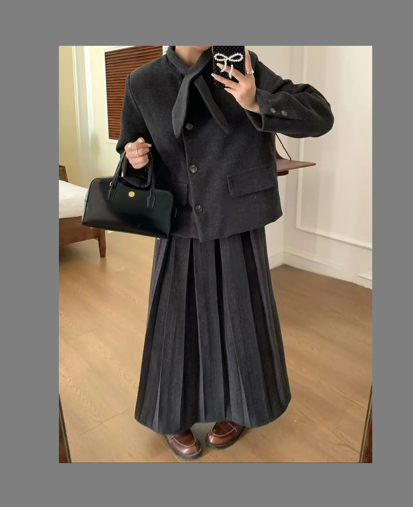 

Faionable осенне-зимний комплект-пуховик больших размеров и плиссированная юбка с галстуком-бабочкой для молодых женщин, хлопковый длинный свеч...