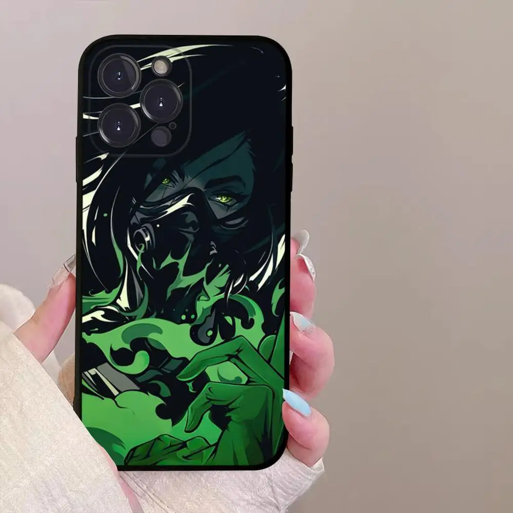 Valorant Game Character Art Phone Case for iPhone 15 8 7 6 6S Plus X SE 2020 XR XS 14 11 12 13 Mini Pro Max Mobile Case