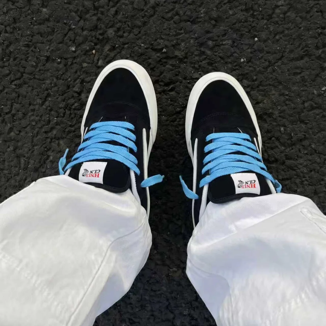 Woven Afro Embroidered Vintage Street Skate Shoes, Unisex Black White Sole Lightning Bread Sneakers, Breathable Wear‑Resistant V