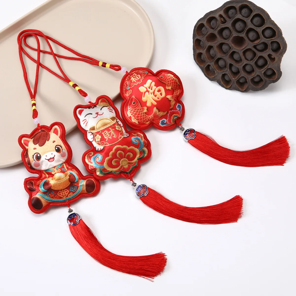 2Pcs Year of the Horse New Zodiac Ornament Living Room Festive New Year Decor Fortune Cat & Double Fish Hanging Ornament