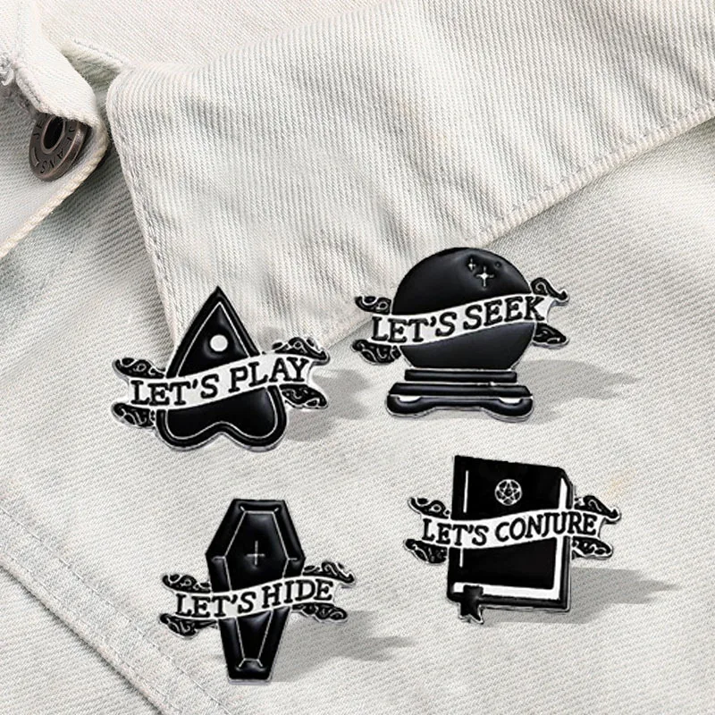 New cross-border WISH hot selling European and American punk style book witchcraft brooch wholesale