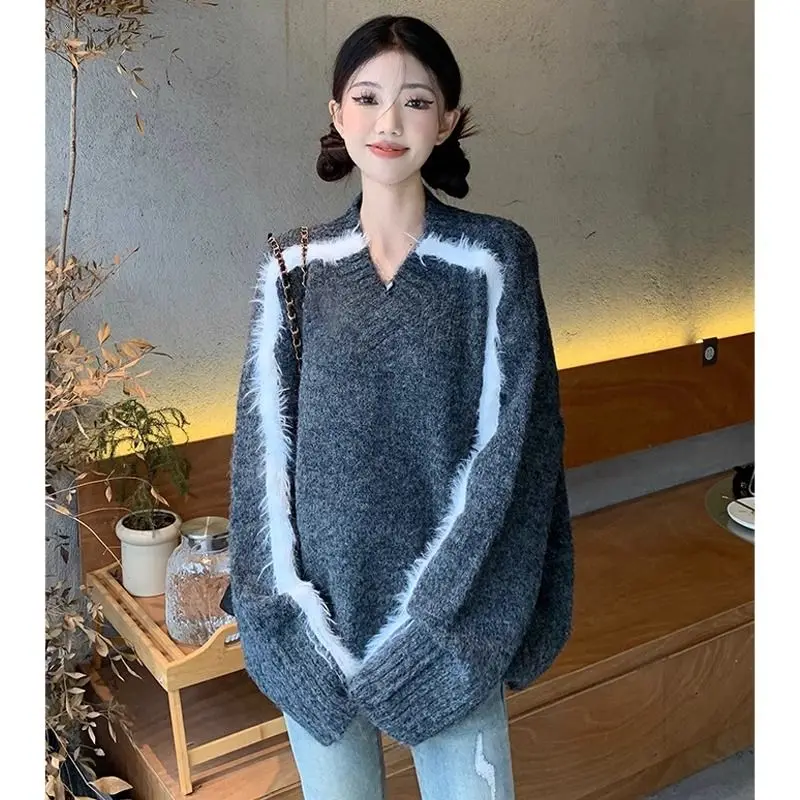 Sweater V-Neck Contrasting Color Imitation Mink Velvet Splicing Design Women Autumn And Winter Lazy Loose Pullover Sweater Top winter lazy plus velvet sweatshirt round neck women cotton korean casual loose warm comfortable blue tops solid clothes pullover