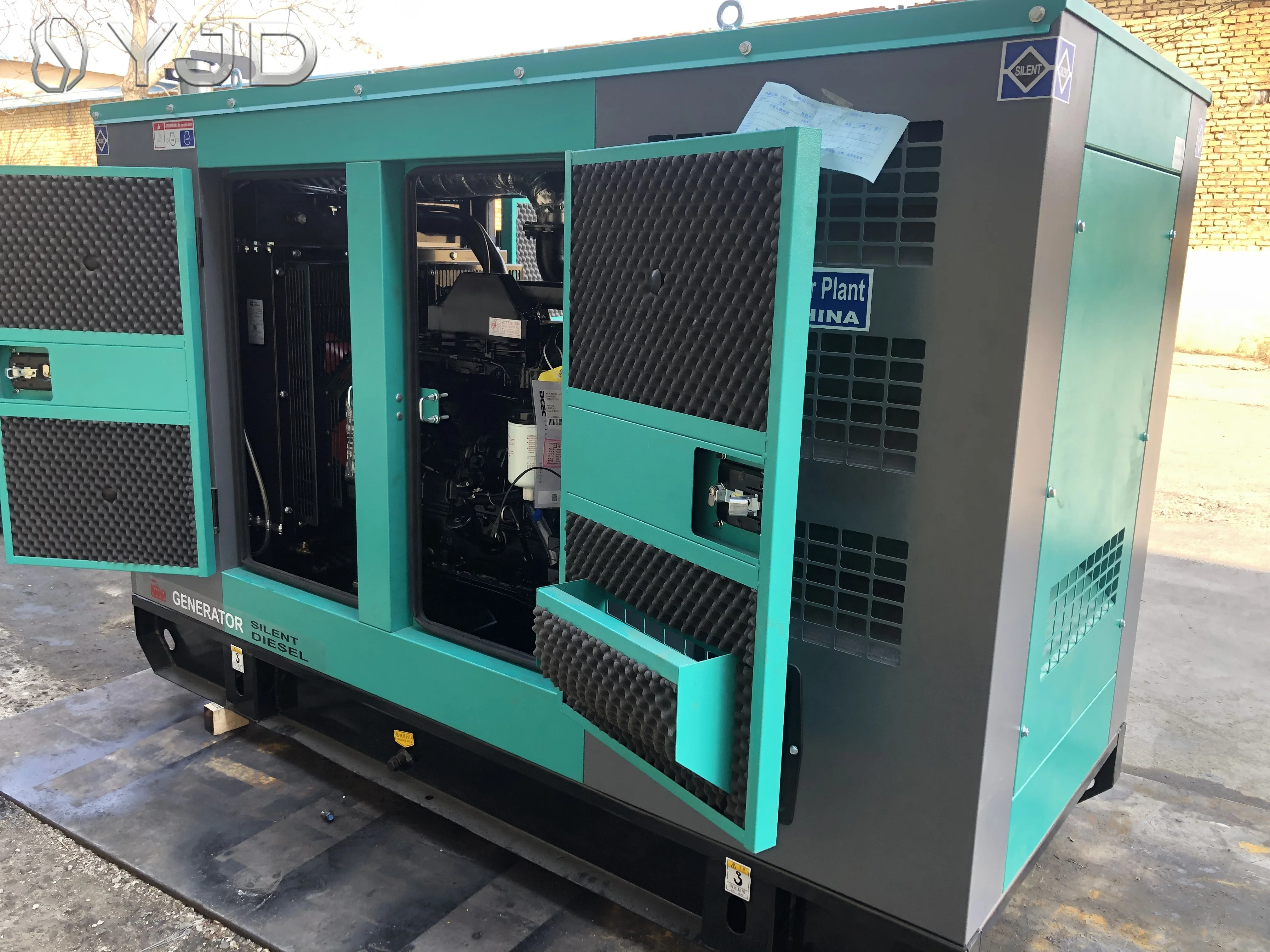Super Silent Low Noise Prime Power 500KVA 600KVA CUMINS Engine Brand Single/Three Phase  Diesel Generator Set 110/230V 220V