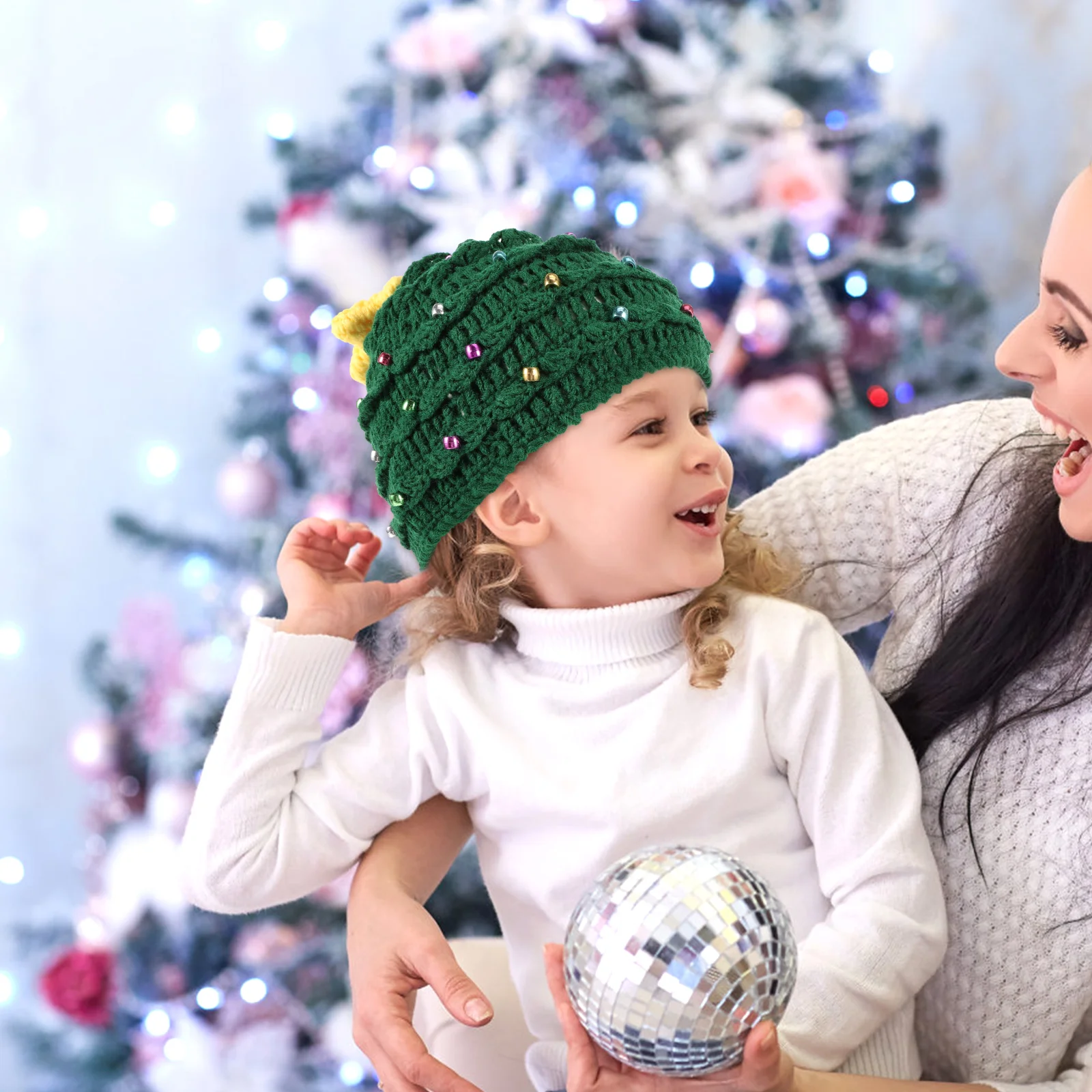 男性と女性のための編まれたクリスマスツリーの形をした帽子、星、緑、大人と愛らしいかぎ針編み