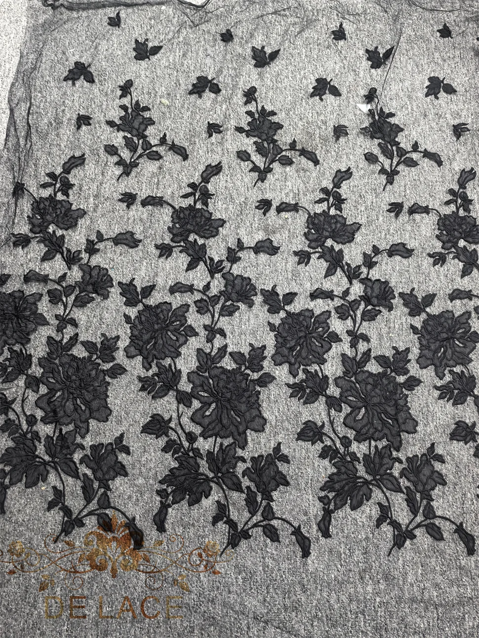 

Высококачественная черная ткань с цветущим цветком, кружевная ткань с большой цветочной вышивкой, нежная кружевная ткань для свадебного платья
