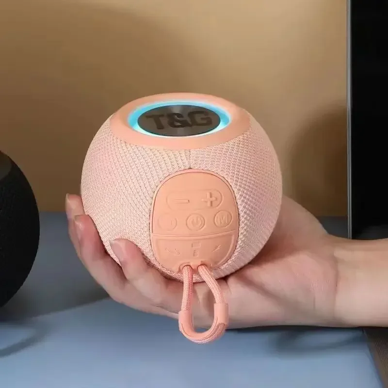 Tragbarer drahtloser Bluetooth-Lautsprecher mit Rhythmus lichtern Tws-Lautsprecher Außen lautsprecher Bluetooth-Musik-Player-Unterstützung aux fm tf