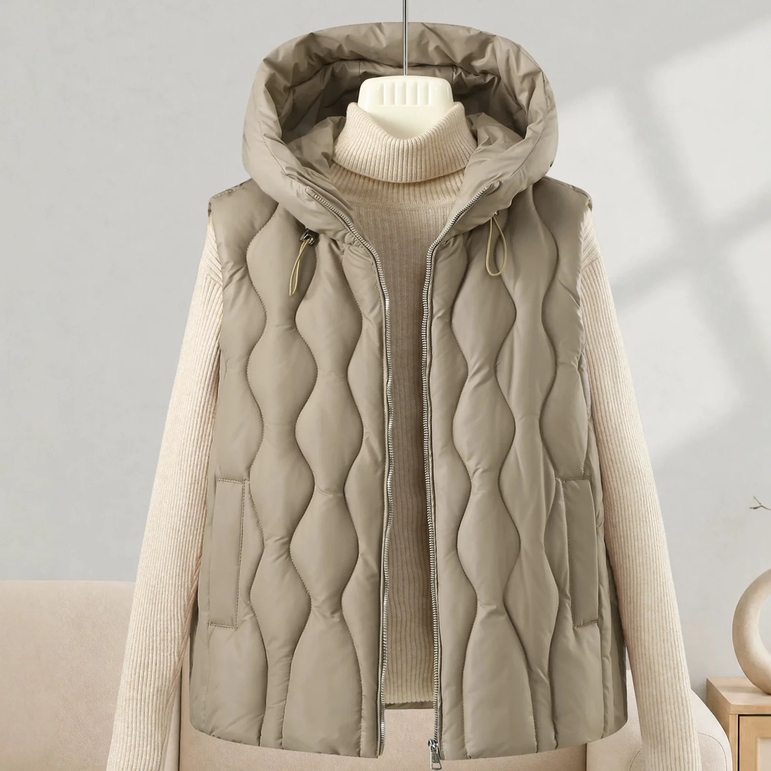 Short Thicken Fluffy Waistcoat Solid Female Puffer Vest 2026 New Hooded Winter Down Cotton Vest Jacket Women Clothes