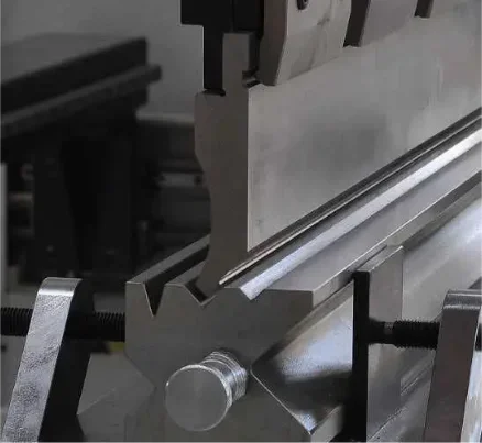Non-Indentation CNC Press Brake Tooling Bending Machine Die Without Scratches