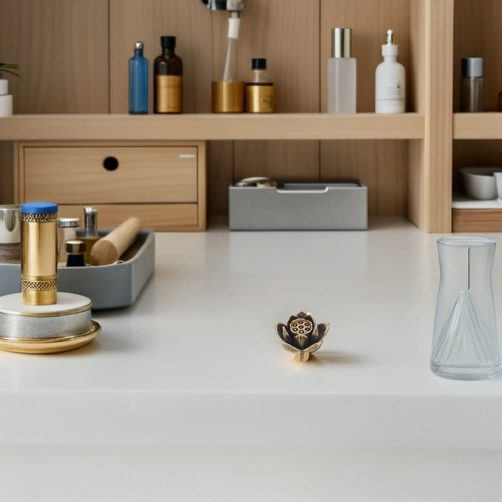Flower Shape Brass Cabinet Knobs Vintage Lotus Design Retro Drawer Pulls for Kitchen Cabinets Wardrobes Dressers Hardware