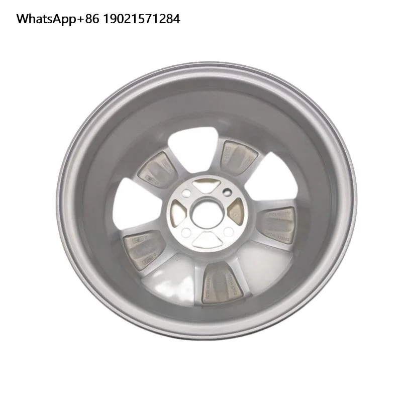 

Wholesale Bus Parts & Accessories Wheel Hub Original Jinbei Mini Bus Wheel Hub for Sale