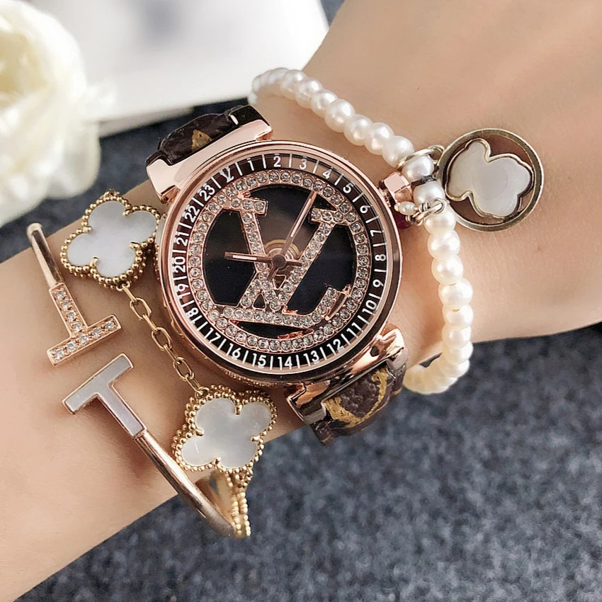 

Новая французская модель элитных наручных часов с циферблатом 32 мм и кварцевым механизмом. Модные и универсальные женские часы.