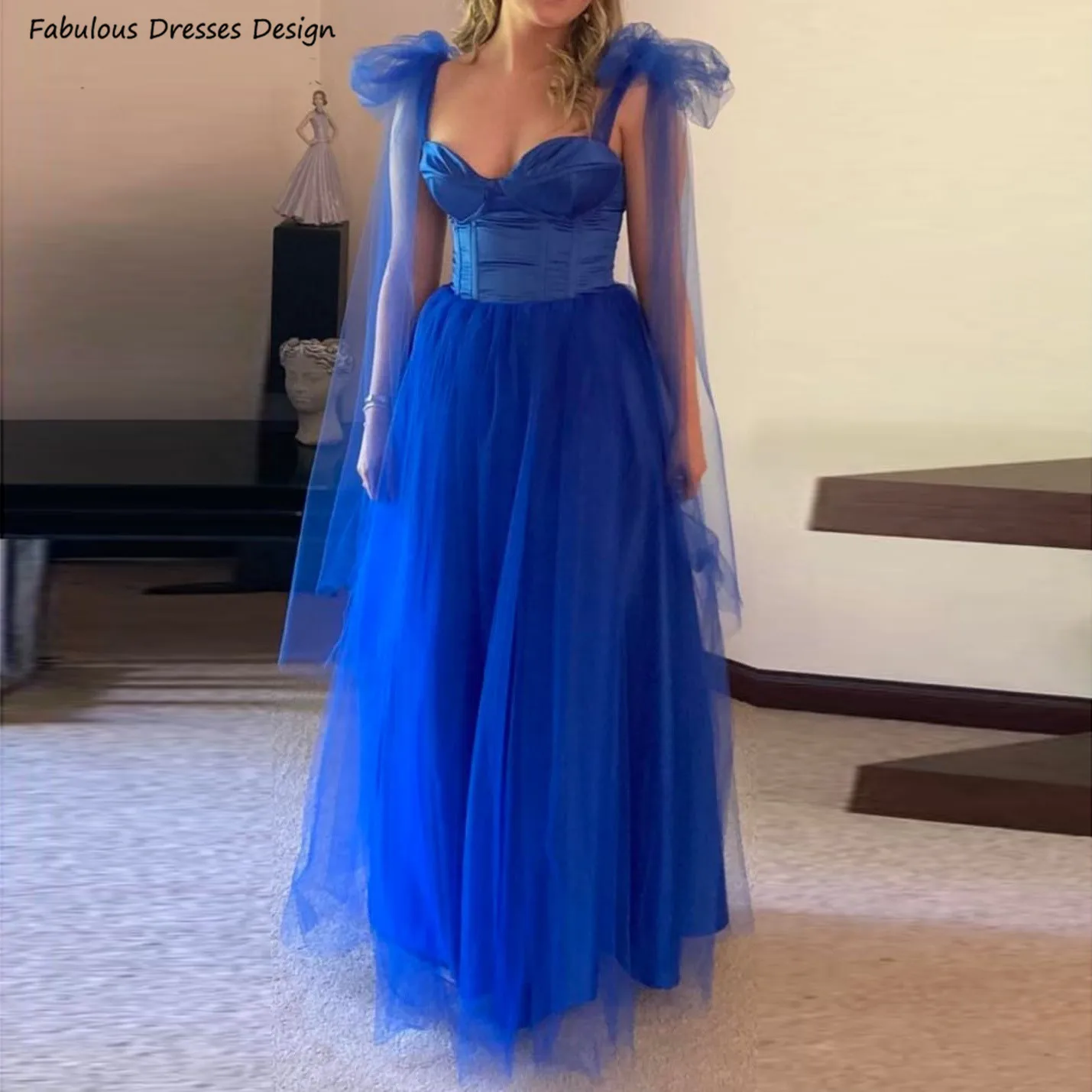 Royal Blue A-line Bridesmaid Dresses Satin Top And Tulle Skirt Bowknot Wedding Guest Dress Sweetheart Neck Prom Party Gown