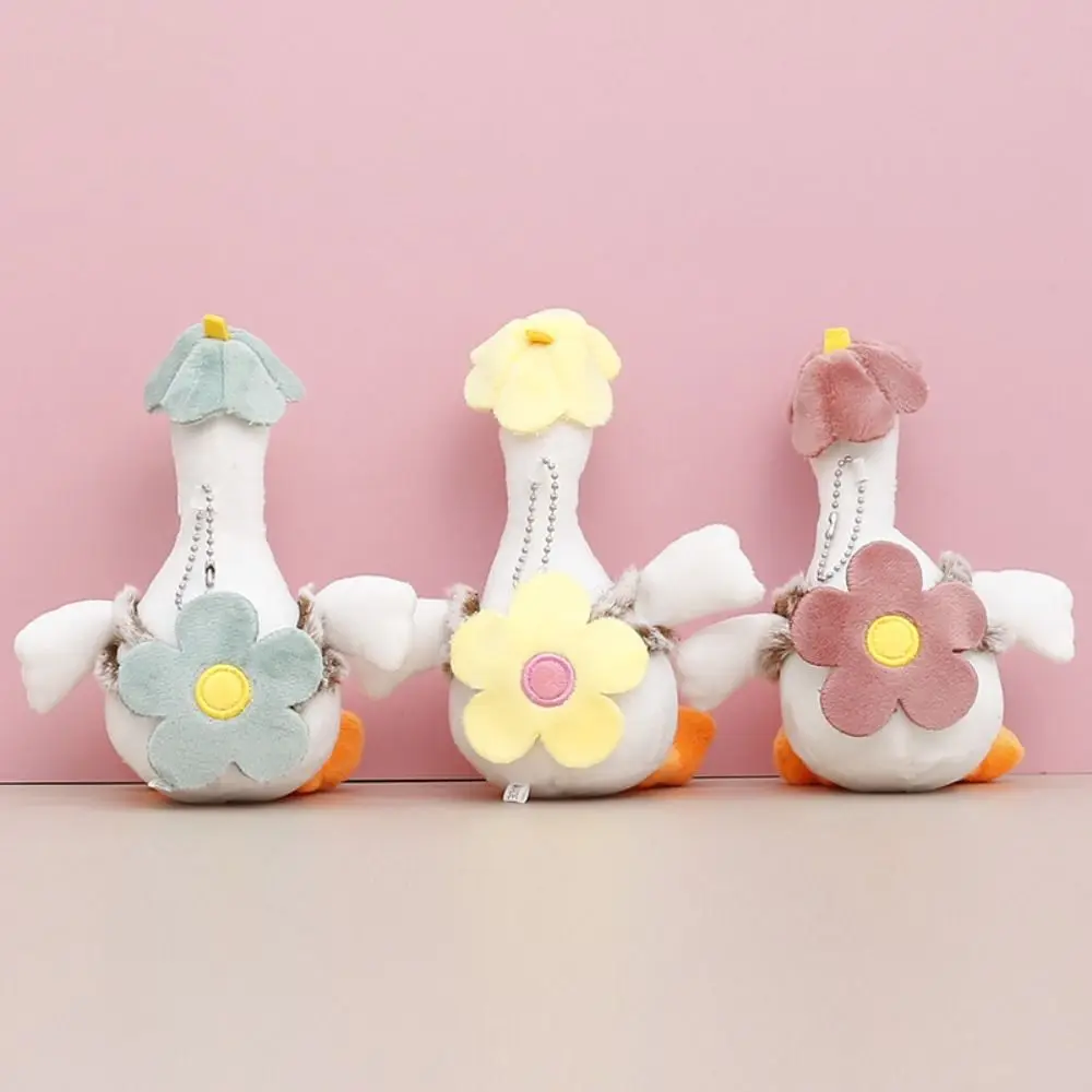 Flor grande ganso branco chaveiro estilo coreano pelúcia animal pingente dos desenhos animados mochila encantos dos desenhos animados brinquedo de boneca de pelúcia