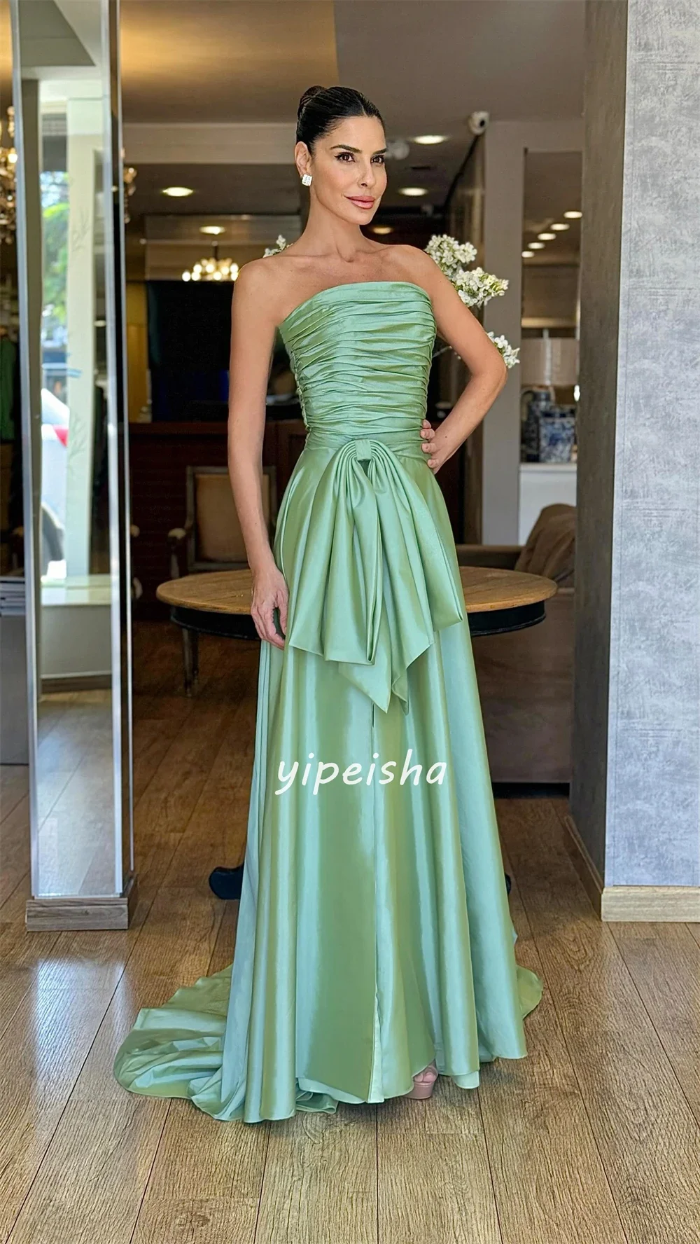 Customized Satin Ruched Graduation A-line Strapless Gown Long Dresses Exquisite High Quality Occasion Sleeveless Dress for Women
