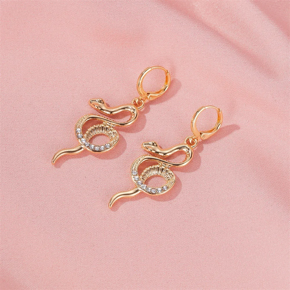 2024 New Product Exquisite Shining Snake Shaped Earrings Fashionable Elegant Charming Internet Famous Earrings Jewelry Gifts