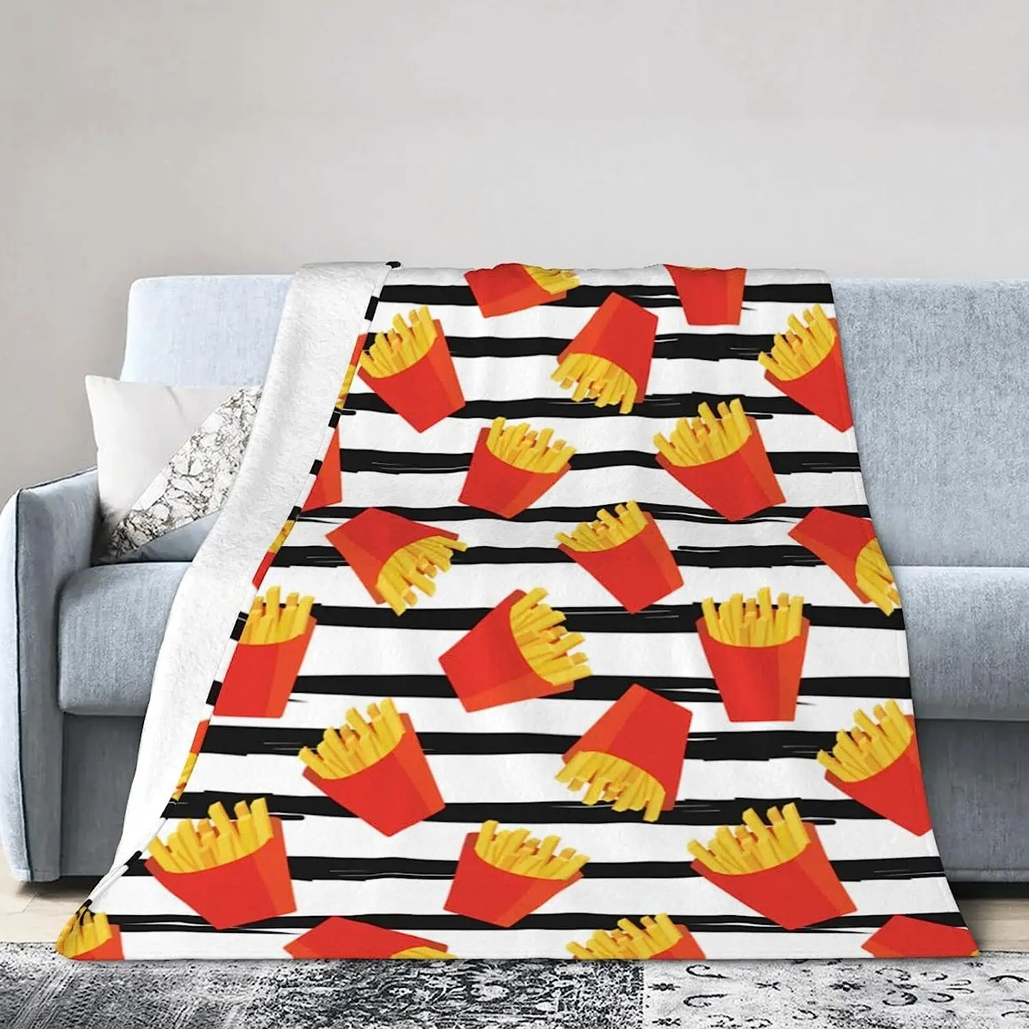 Black White Striped French Fries Blanket Super Soft Fleece Throw Blanket for Kids Adults Warm Cozy Plush Cartoon