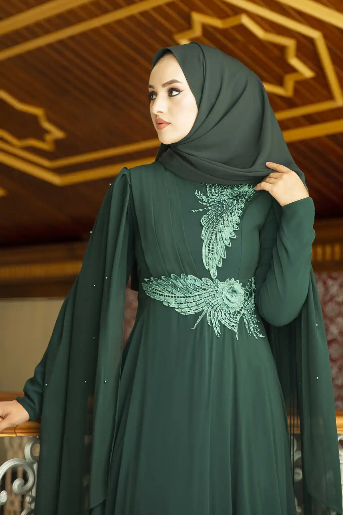 Cape Detaylı Hijab Evening Dress Emerald