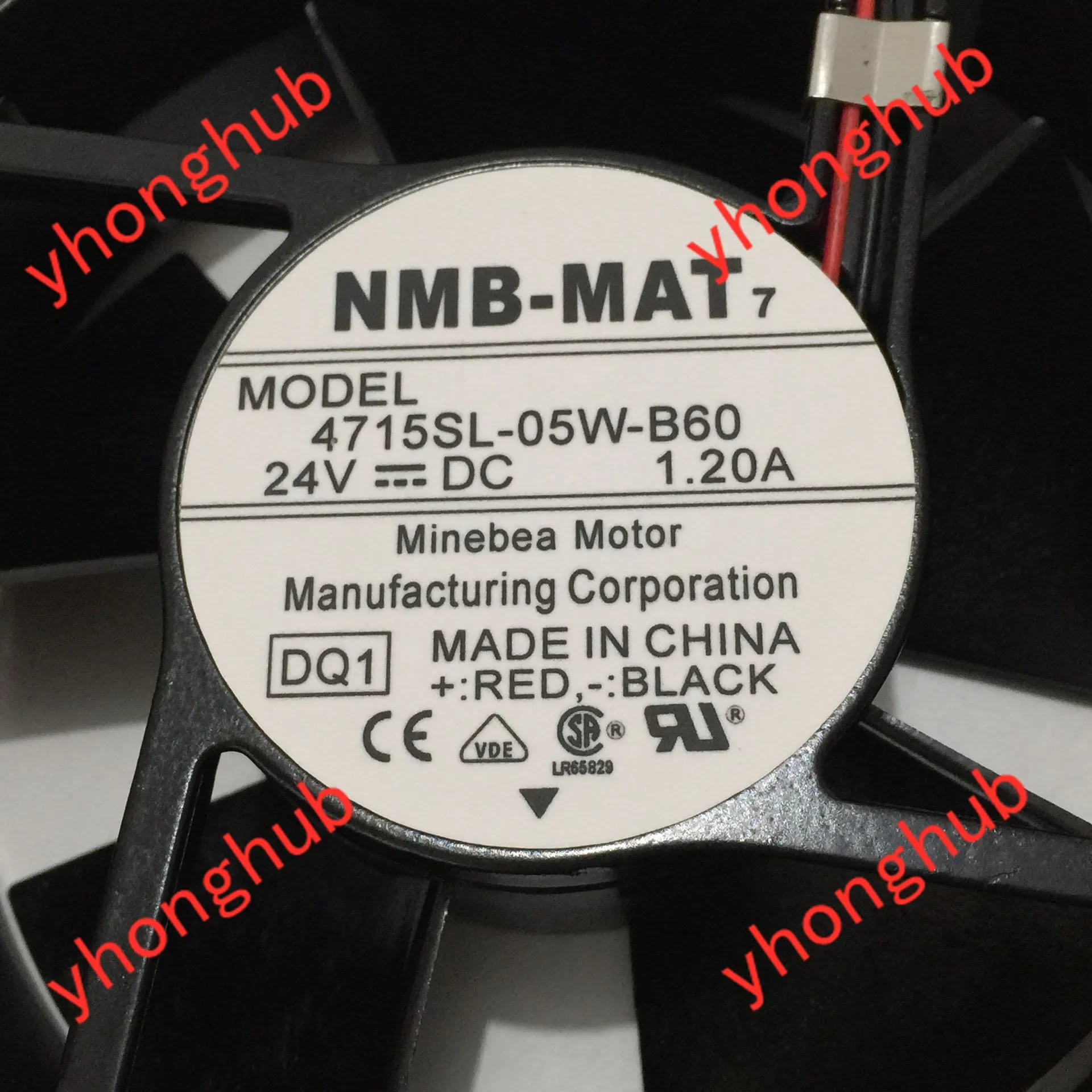 

NMB-MAT 4715SL-05W-B60 DQ1 DC 24 В 1,20 А 2-проводной 120x120x38 мм Вентилятор охлаждения сервера