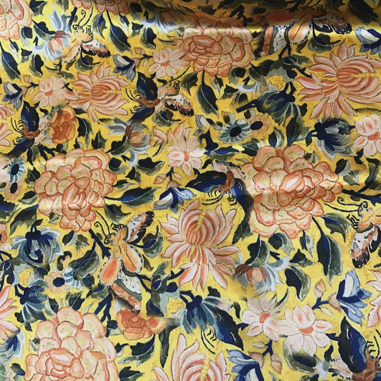 High Quality 40momme Silk Thickened Inkjet Printing Yellow Background Chrysanthemum Satin Cheongsam Formal Dress Fabric