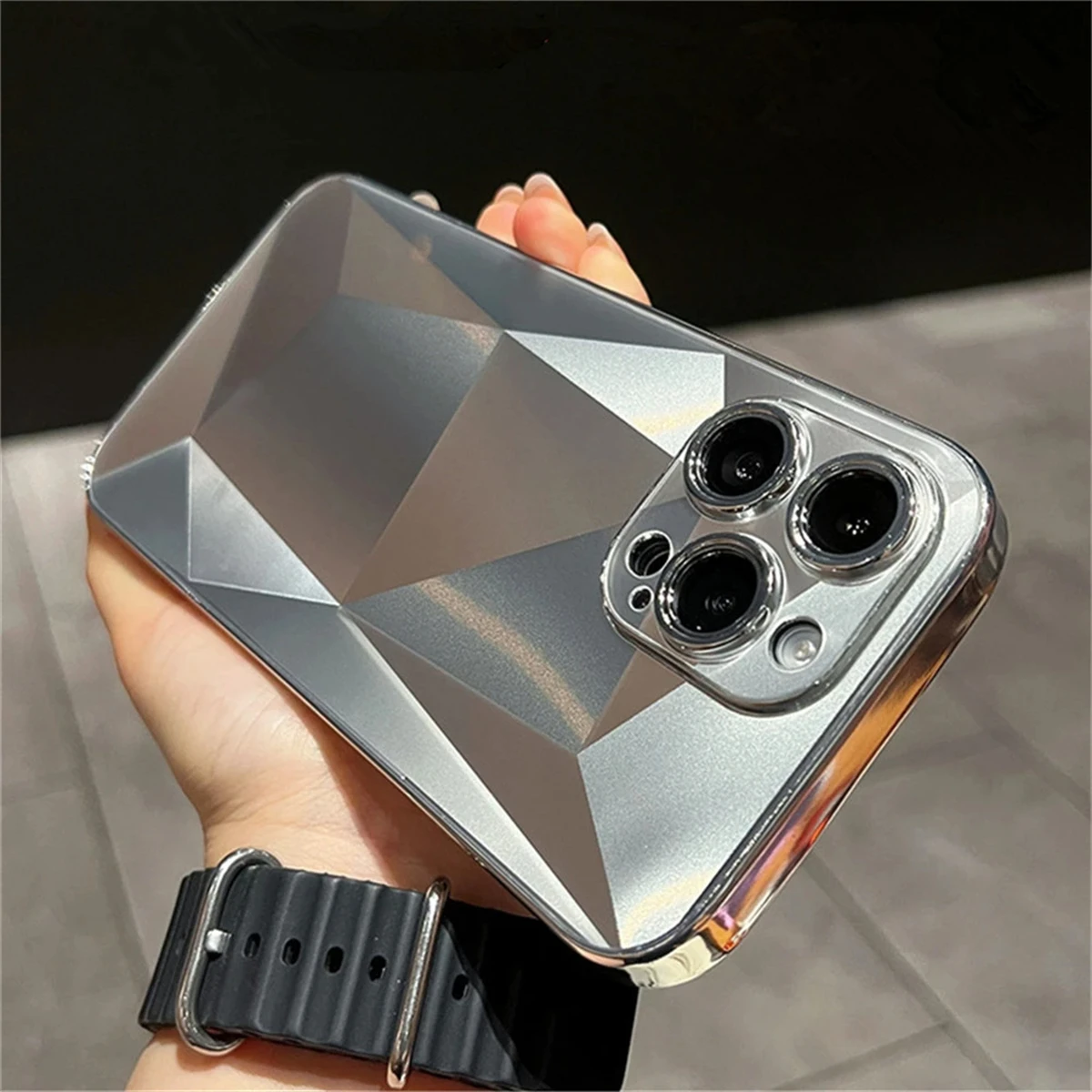 

Laser Plating Diamond Pattern Phone Case For iPhone 15 14 13 12 11 Pro Max Plus Camera Protection Electroplated Glossy Cover
