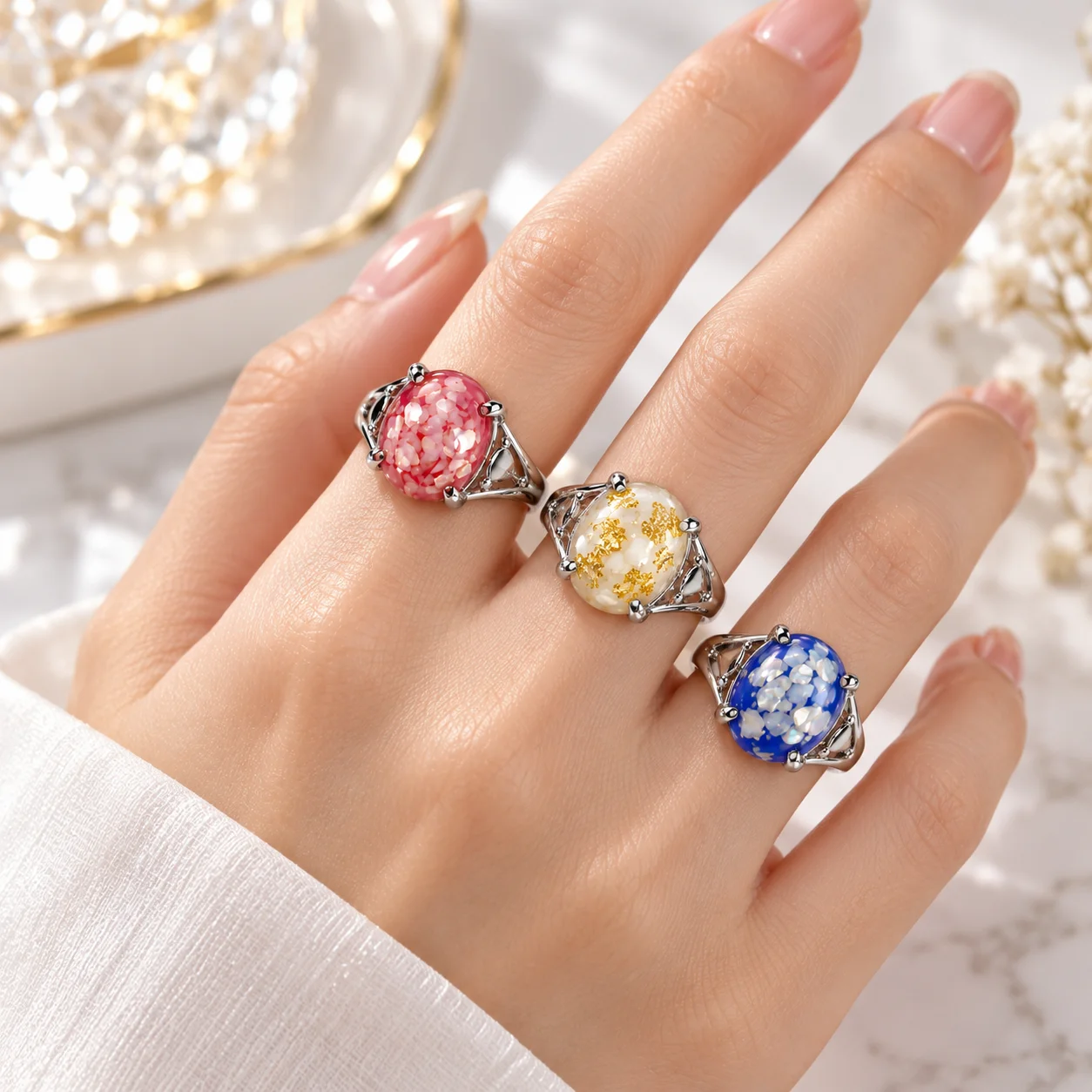50Pcs Mixed Color Resin Stone Ring Set Vintage Silver Plated Adjustable Finger Rings for Women Bulk Jewelry Lot