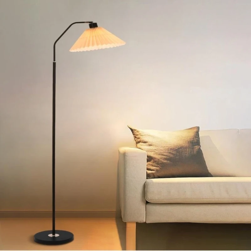 Iron Pleated Floor Lamp Modern Minimalist Floor Lamps Bedroom Study Corridor Living Room Lighting Lights Home Decoration Light