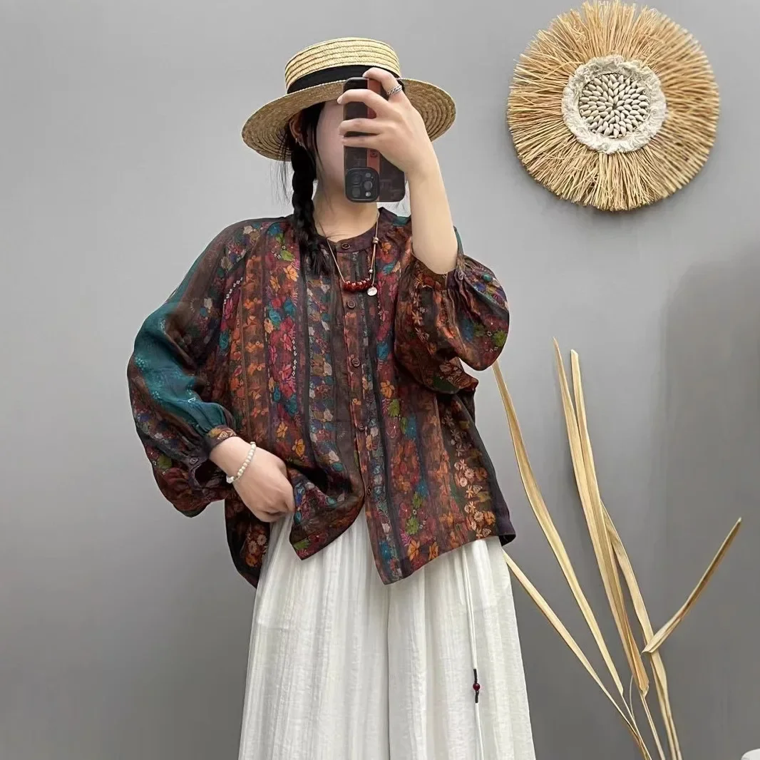 

2025 new literary and retro color striped digital printing shirt cardigan long sleeve crew neck shirt