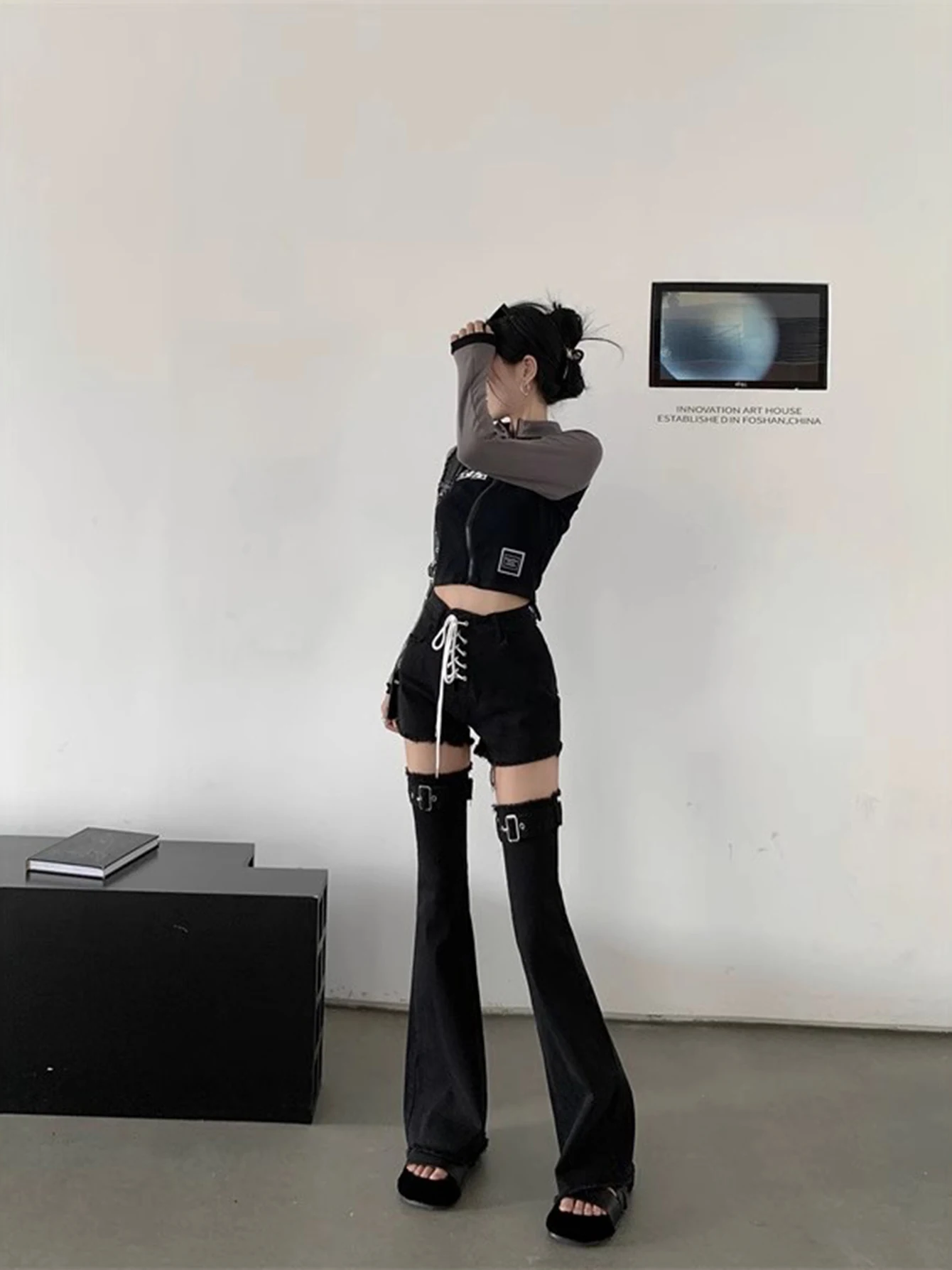 ReddaChic Vintage Women 2-Piece Shorts Set Black High Rise Lace-up Shorts with Denim Leg Warmers Frayed Raw Edge Acubi Fashion