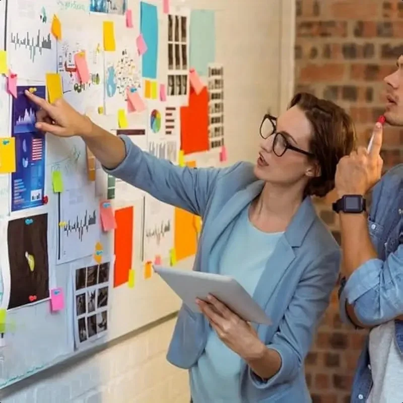 200 قطعة دبابيس ضغط مسامير إبهام قوية مسامير إبهام مسطحة نقطة فولاذية للوحات الإعلانات ولوحات الفلين والخرائط والصور والأوراق